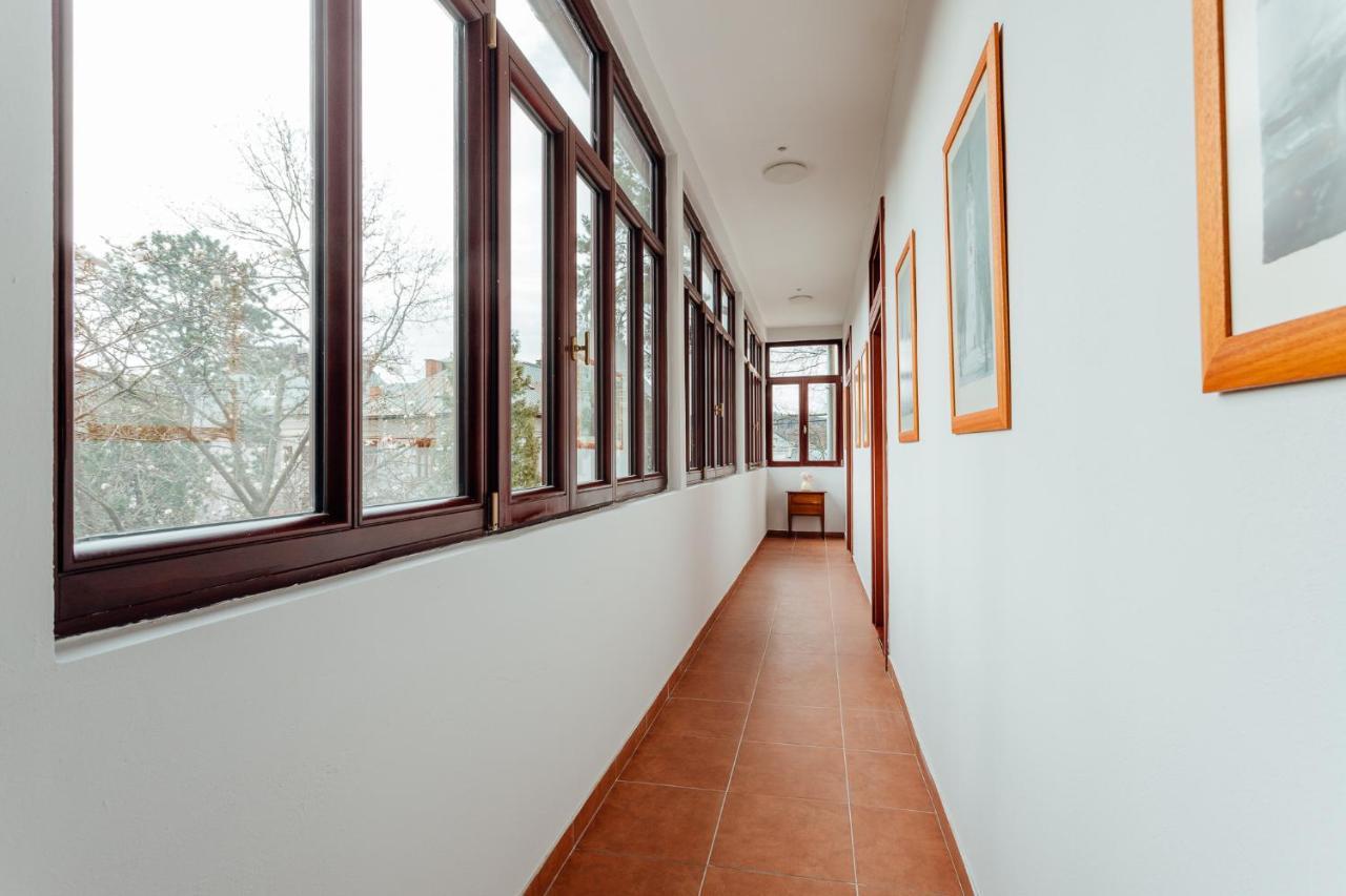 Aparthotel Botanicky Dvor Banská Štiavnica Esterno foto