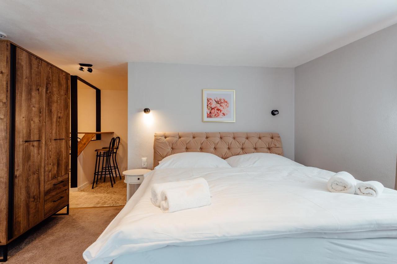 Aparthotel Botanicky Dvor Banská Štiavnica Esterno foto
