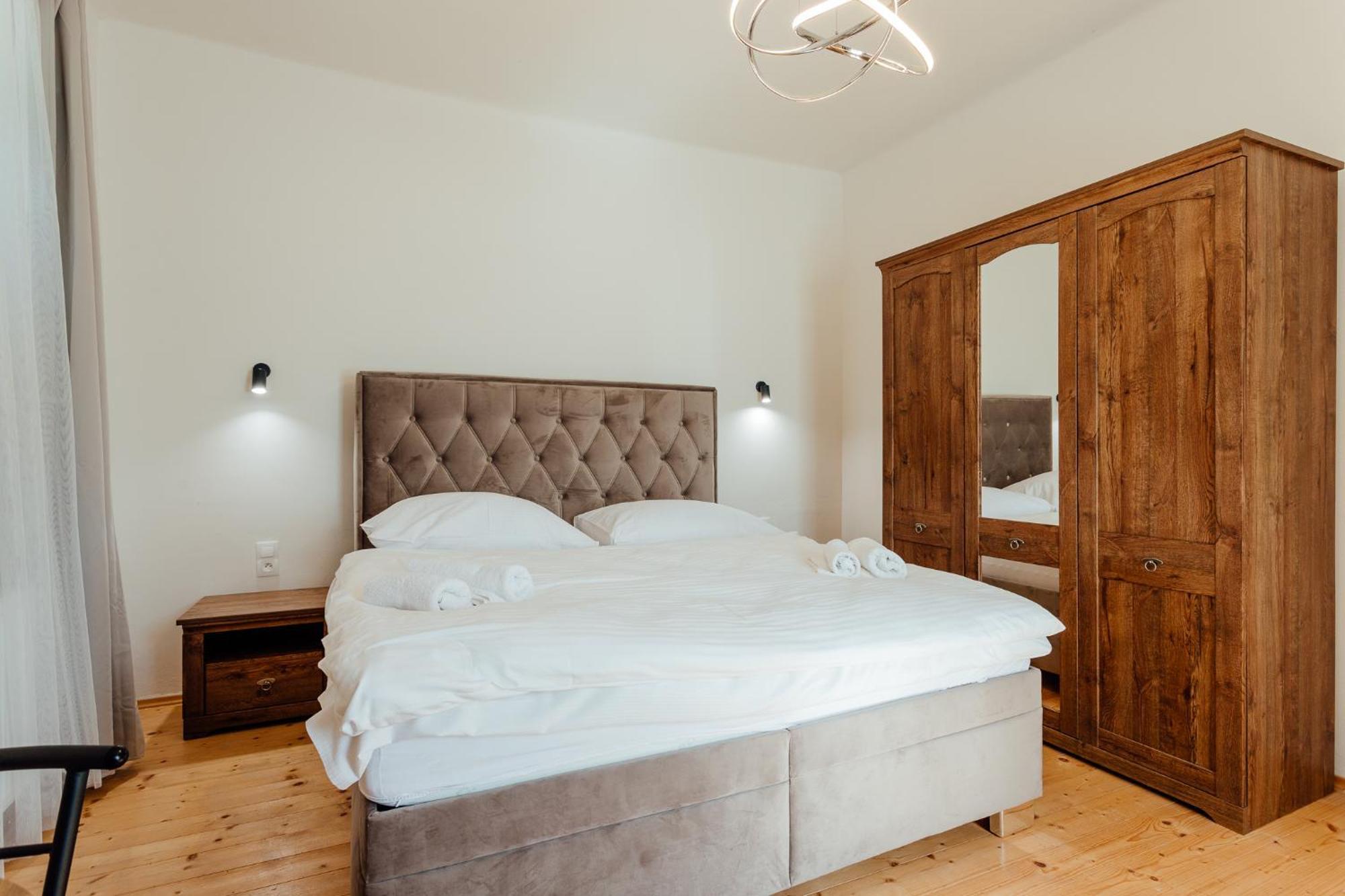 Aparthotel Botanicky Dvor Banská Štiavnica Esterno foto