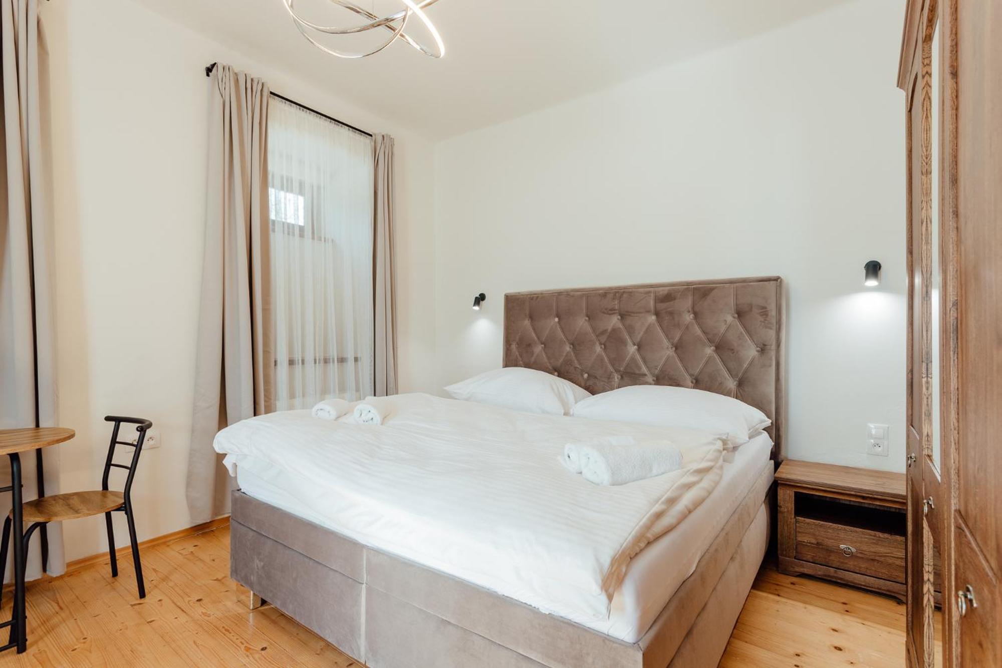 Aparthotel Botanicky Dvor Banská Štiavnica Esterno foto