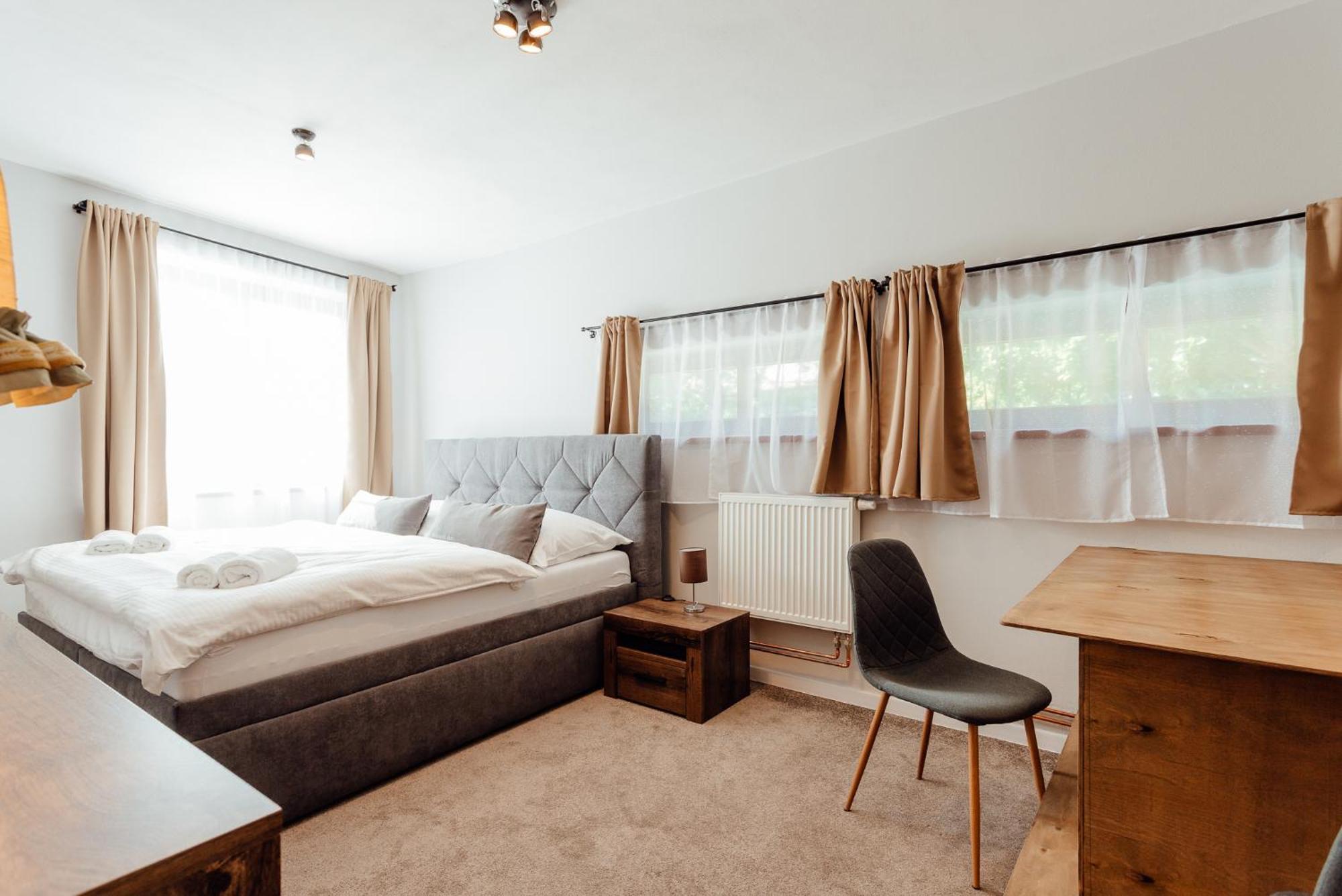 Aparthotel Botanicky Dvor Banská Štiavnica Esterno foto